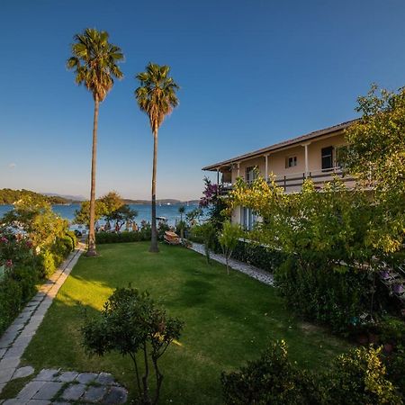 Elati Beach Aparthotel Nydrí Eksteriør bilde