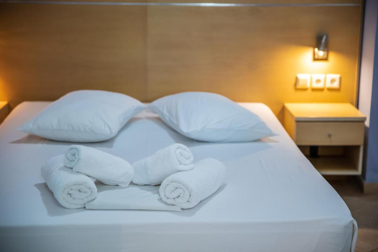 Elati Beach Aparthotel Nydrí Eksteriør bilde