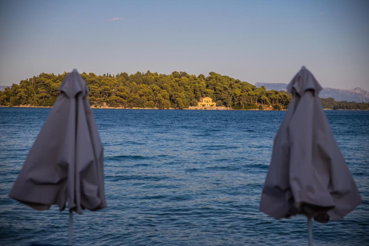 Elati Beach Aparthotel Nydrí Eksteriør bilde