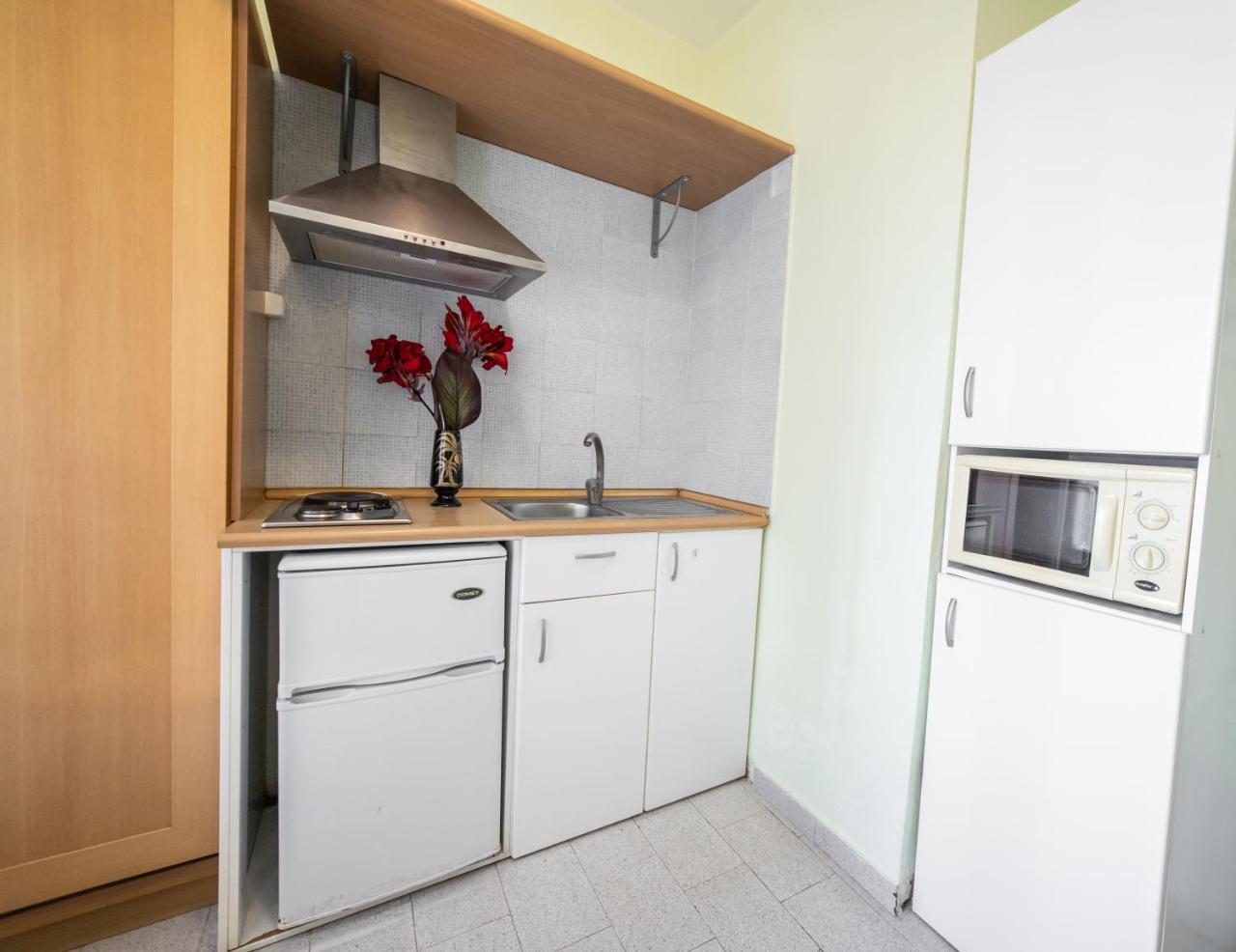 Elati Beach Aparthotel Nydrí Eksteriør bilde